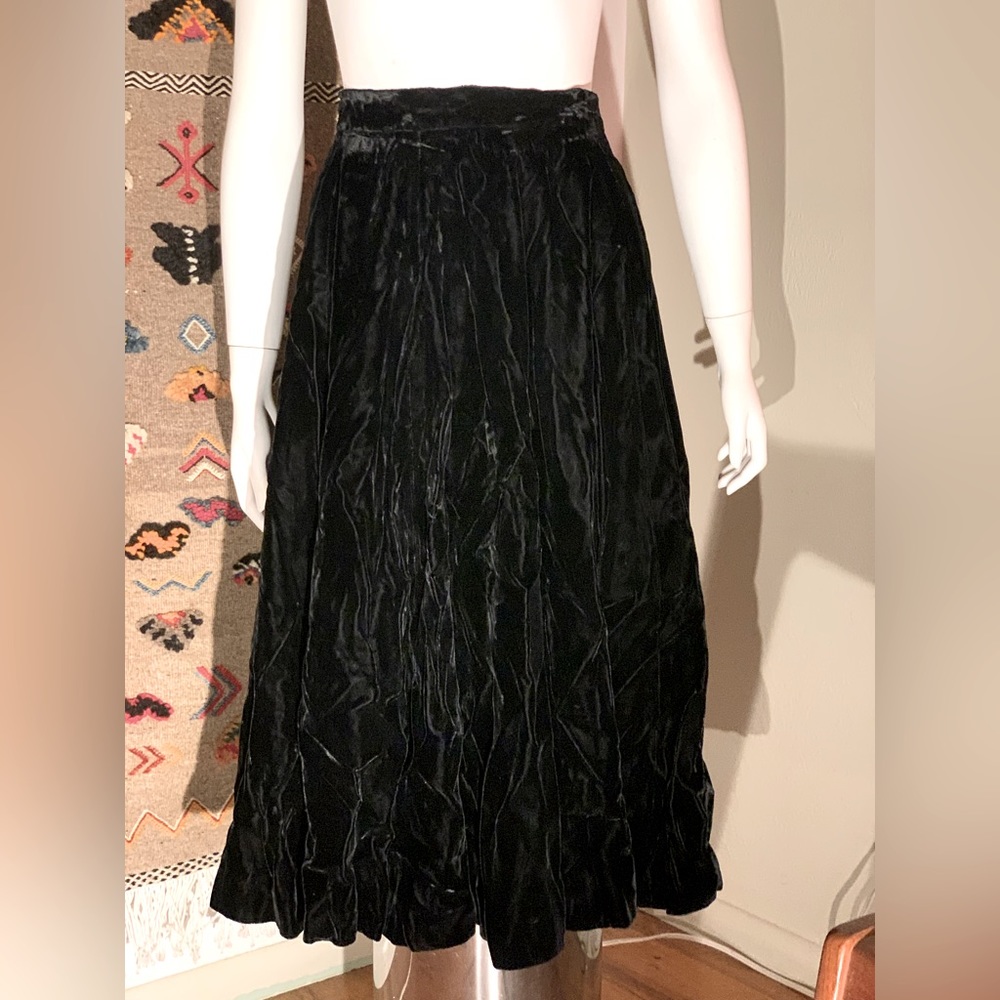 Luxurious Vintage Black Velvet Circle Skirt “Julian Keller” of California